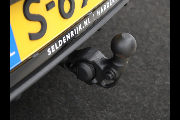 CUPRA Leon 1.4 e-Hybrid VZ Business | 245pk | Origineel NL | Trekhaak | Stuurverwarming |  Carplay | Adaptive cruise | Sfeerverlichting | Navigatie | Parkeerhulp | Keyless | PHEV | Plug In