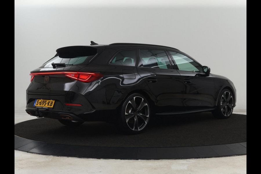 CUPRA Leon 1.4 e-Hybrid VZ Business | 245pk | Origineel NL | Trekhaak | Stuurverwarming |  Carplay | Adaptive cruise | Sfeerverlichting | Navigatie | Parkeerhulp | Keyless | PHEV | Plug In