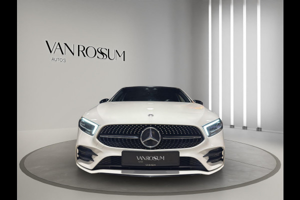 Mercedes-Benz A-Klasse 220 Premium Plus AMG | Sfeer | 18"| Camera | Stoelverw | Parkeersensors | Burmester | Matrix |