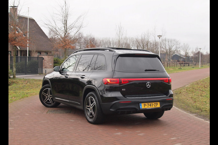 Mercedes-Benz EQB 250 AMG Line 67 kWh | SOH 95% | Panoramadak | Head-Up Display | 360 Camera | Sfeerverlichting |