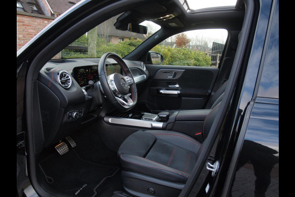 Mercedes-Benz EQB 250 AMG Line 67 kWh | SOH 95% | Panoramadak | Head-Up Display | 360 Camera | Sfeerverlichting |