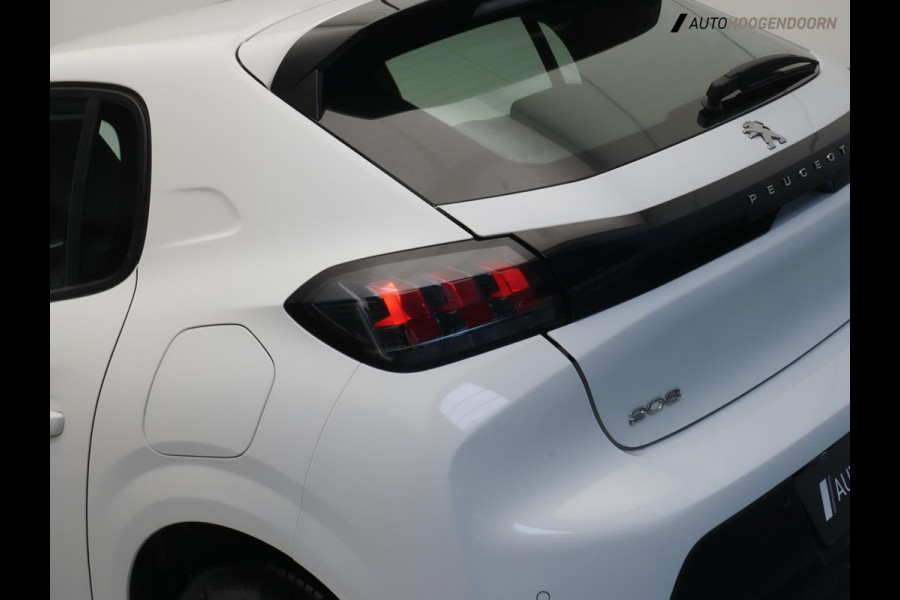 Peugeot 208 1.2 PureTech Active pack Sport (APPLE CARPLAY,LED,PARKEERSENSOREN,SPORTSTOELEN,CLIMATE,CRUISE,LM-VELGEN,NIEUWE APK)