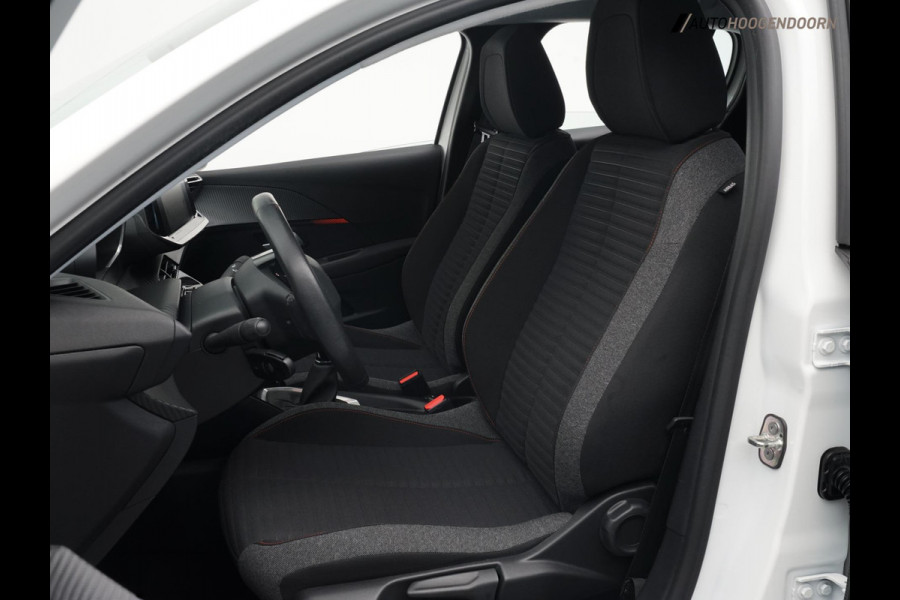 Peugeot 208 1.2 PureTech Active pack Sport (APPLE CARPLAY,LED,PARKEERSENSOREN,SPORTSTOELEN,CLIMATE,CRUISE,LM-VELGEN,NIEUWE APK)