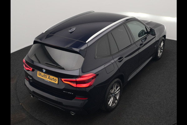 BMW X3 xDrive30e M Sport Plug In Hybrid 293pk Dealer O.H. PHEV | Head Up | 360 Camera | Lederen Sportstoelen Verwarmd | Sfeerverlichting | Keyless | Blis | Virtual | Navigatie | DAB | Cruise Control | Carbon Schwarz Metallic |