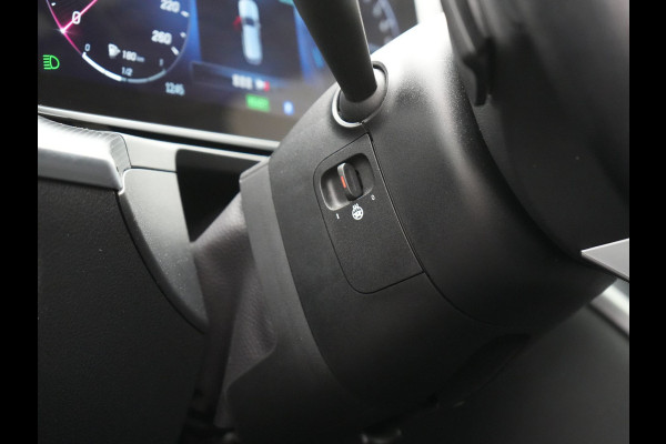 Mercedes-Benz C-Klasse Estate 300 e Avantgarde Plug In Hybrid 313pk Dealer O.H. PHEV | Panodak | 360 Camera | Lederen Sportstoelen & Stuur Verwarmd | Sfeerverlichting | Apple Carplay | Blis | Navigatie | Cruise Control | Virtual | DAB |