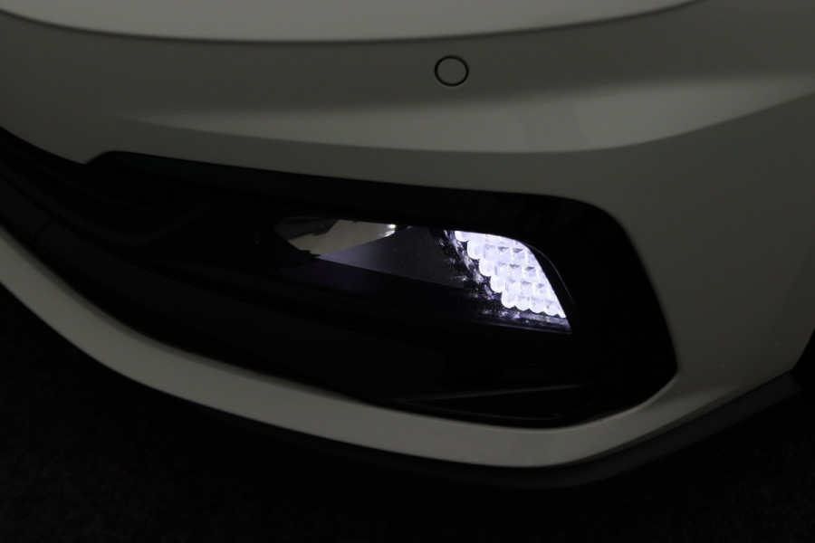 Volkswagen Polo 1.0 TSI Highline Business R-Line