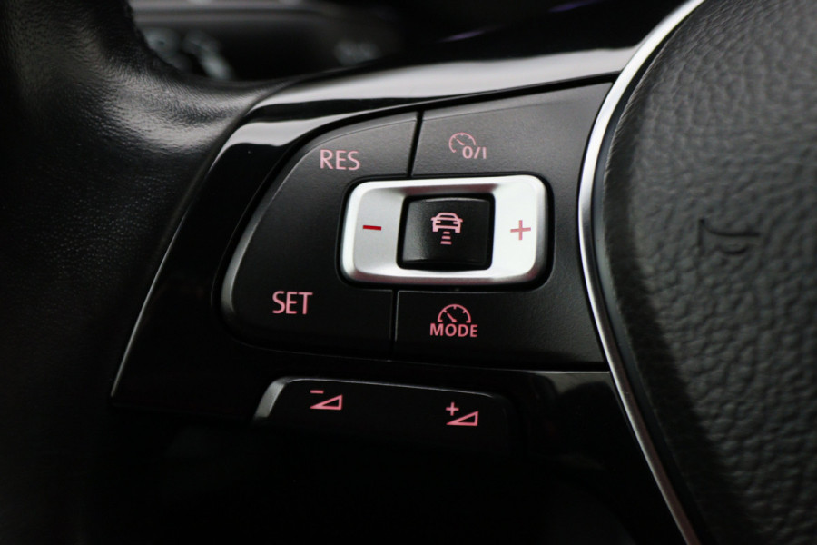 Volkswagen Polo 1.0 TSI Highline Business R-Line