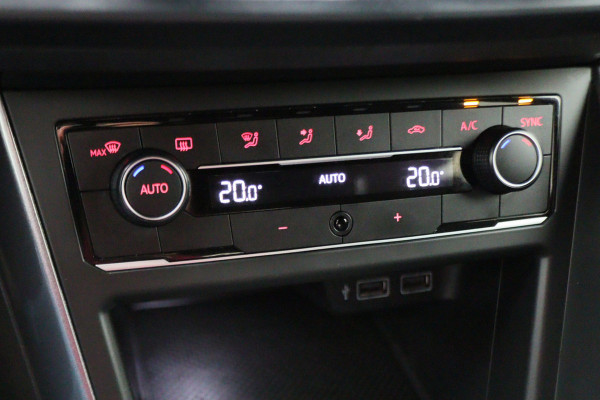 Volkswagen Polo 1.0 TSI Highline Business R-Line