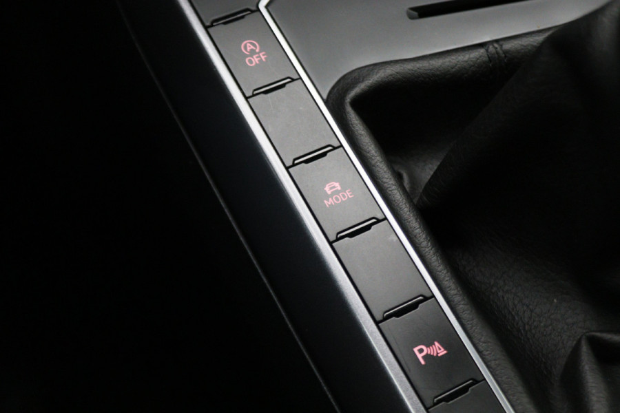 Volkswagen Polo 1.0 TSI Highline Business R-Line