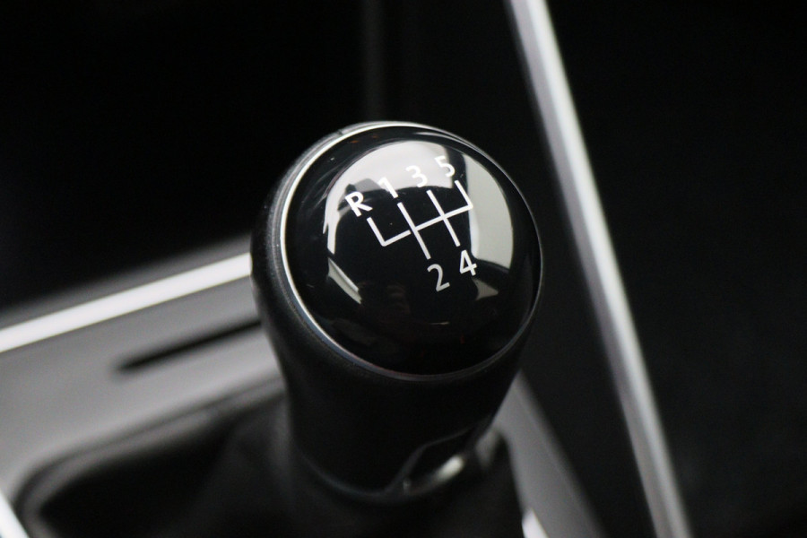 Volkswagen Polo 1.0 TSI Highline Business R-Line