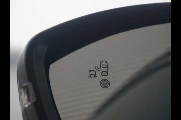 Peugeot e-208 EV GT Avantage 51 kWh 360 Camera