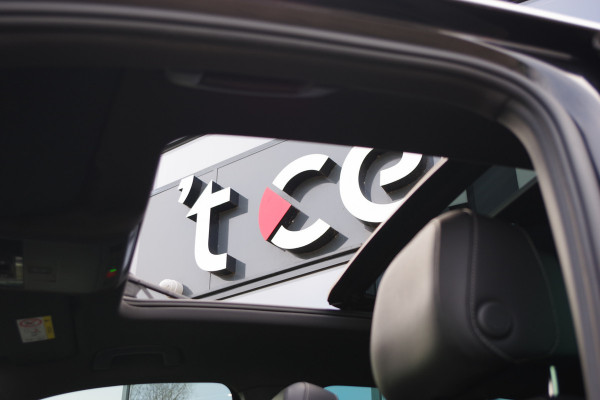 Volkswagen Tiguan 1.4 TSI eHybrid 245 PK R-Line BNS+ PHEV, Trekhaak, Panoramadak, Adap. Cruise Control