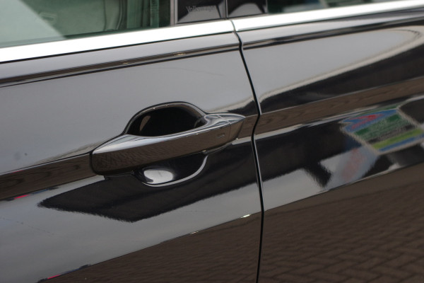 Volkswagen Tiguan 1.4 TSI eHybrid 245 PK R-Line BNS+ PHEV, Trekhaak, Panoramadak, Adap. Cruise Control