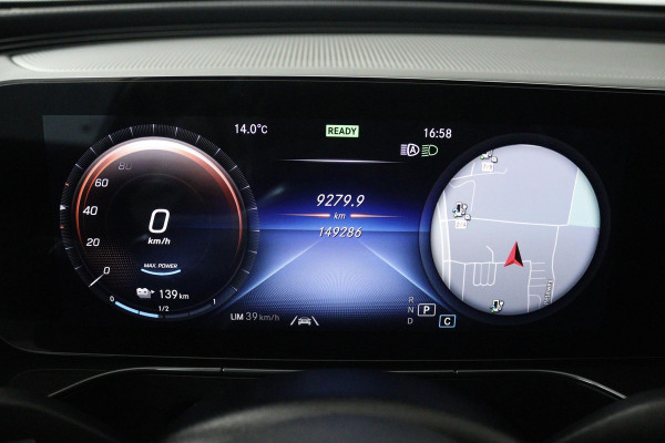 Mercedes-Benz EQC 400 4MATIC Business Solution AMG 80 kWh (SFEERVERLICHTING, STOELVERWARMING, ACHTERUITRIJCAMERA, ELEKTR STOELEN)