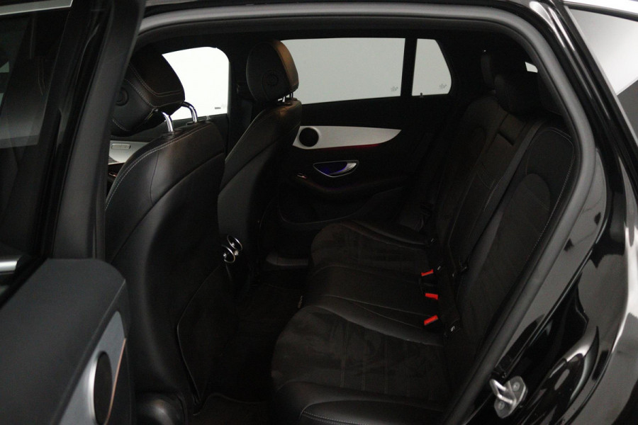 Mercedes-Benz EQC 400 4MATIC Business Solution AMG 80 kWh (SFEERVERLICHTING, STOELVERWARMING, ACHTERUITRIJCAMERA, ELEKTR STOELEN)