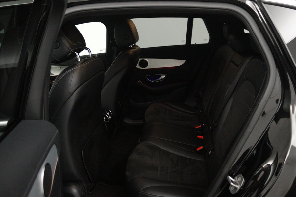 Mercedes-Benz EQC 400 4MATIC Business Solution AMG 80 kWh (SFEERVERLICHTING, STOELVERWARMING, ACHTERUITRIJCAMERA, ELEKTR STOELEN)