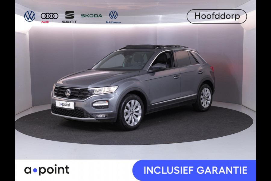 Volkswagen T-Roc 1.5 TSI Sport 150 PK DSG | Panorama dak | Parkeercamera | Stoel- en stuurverwarming  | Elektrische achterklep |