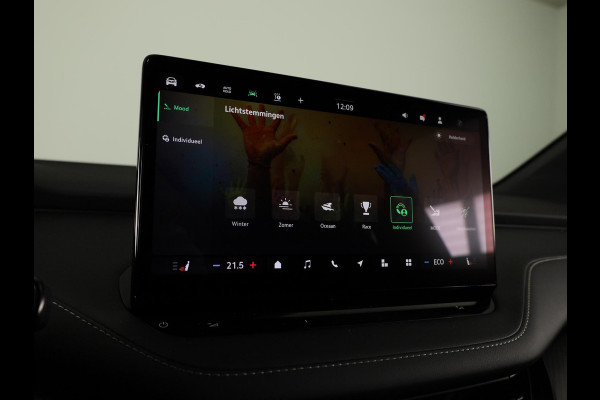 Škoda Enyaq 60 Sportline 204pk | Panoramadak | 20 inch | Sportstoelen | Adaptive Cruise | Blind Spot