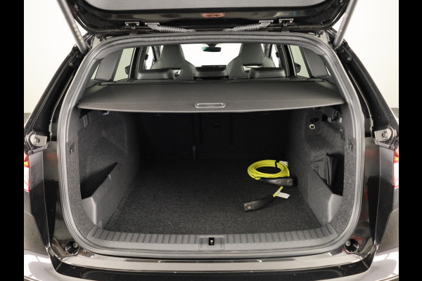 Škoda Enyaq 60 Sportline 204pk | Panoramadak | 20 inch | Sportstoelen | Adaptive Cruise | Blind Spot