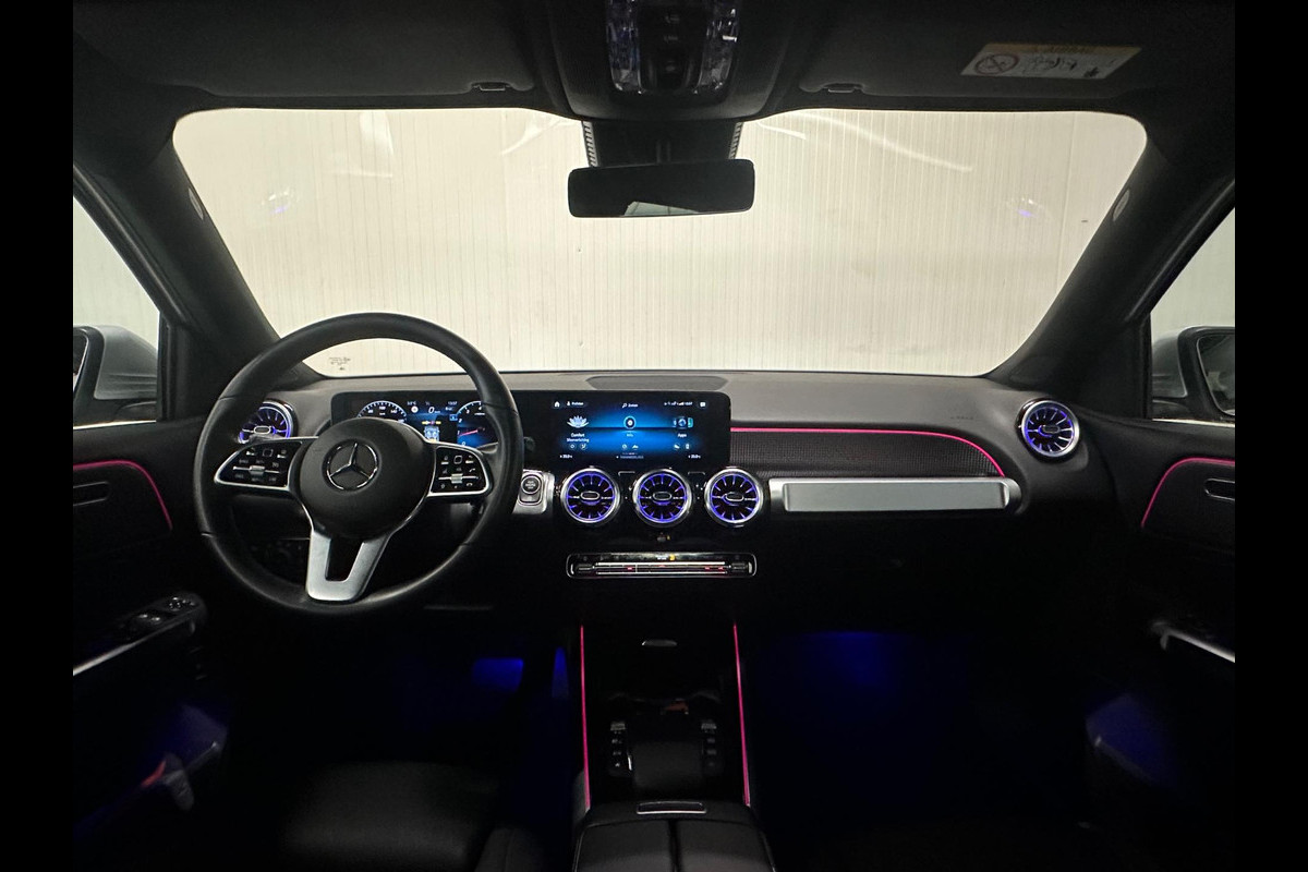 Mercedes-Benz Glb 200 | PANO | TREKHAAK | CAMERA | AMBIANCE | LED