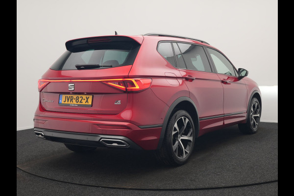 Seat Tarraco 1.4 TSI e-Hybrid FR Plug In Hybrid 245pk PHEV | Trekhaak Af Fabriek | Panodak | Adaptive Cruise | 360 Camera | Alcantara Sportstoelen Memory & Verwarmd | Sfeerverlichting | Stuur Verwarmd | Apple Carplay | Keyless | Blis | D