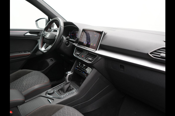Seat Tarraco 1.4 TSI e-Hybrid FR Plug In Hybrid 245pk PHEV | Trekhaak Af Fabriek | Panodak | Adaptive Cruise | 360 Camera | Alcantara Sportstoelen Memory & Verwarmd | Sfeerverlichting | Stuur Verwarmd | Apple Carplay | Keyless | Blis | D