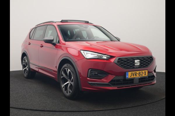Seat Tarraco 1.4 TSI e-Hybrid FR Plug In Hybrid 245pk PHEV | Trekhaak Af Fabriek | Panodak | Adaptive Cruise | 360 Camera | Alcantara Sportstoelen Memory & Verwarmd | Sfeerverlichting | Stuur Verwarmd | Apple Carplay | Keyless | Blis | D