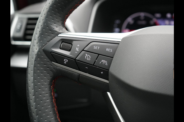 Seat Tarraco 1.4 TSI e-Hybrid FR Plug In Hybrid 245pk PHEV | Trekhaak Af Fabriek | Panodak | Adaptive Cruise | 360 Camera | Alcantara Sportstoelen Memory & Verwarmd | Sfeerverlichting | Stuur Verwarmd | Apple Carplay | Keyless | Blis | D