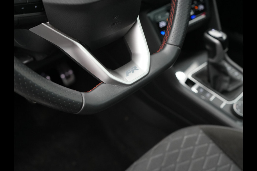 Seat Tarraco 1.4 TSI e-Hybrid FR Plug In Hybrid 245pk PHEV | Trekhaak Af Fabriek | Panodak | Adaptive Cruise | 360 Camera | Alcantara Sportstoelen Memory & Verwarmd | Sfeerverlichting | Stuur Verwarmd | Apple Carplay | Keyless | Blis | D