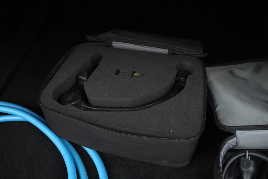 Tesla Model 3 Standard RWD Plus 60 kWh