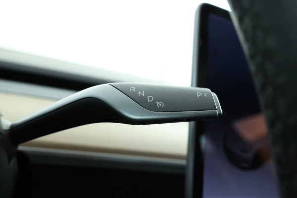 Tesla Model 3 Standard RWD Plus 60 kWh