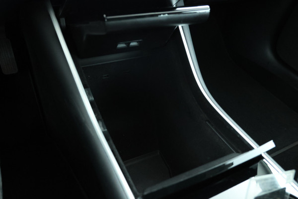 Tesla Model 3 Standard RWD Plus 60 kWh