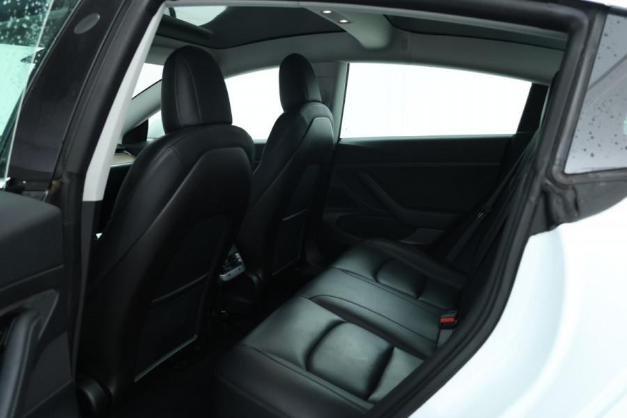 Tesla Model 3 Standard RWD Plus 60 kWh