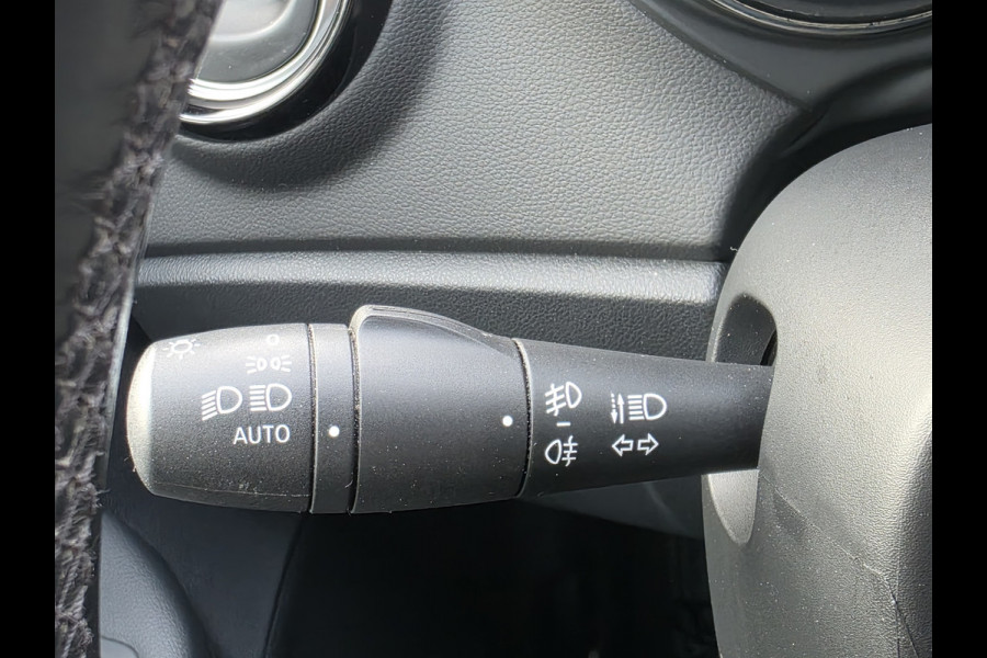 Renault Captur 0.9 TCe Intens NAP / DODEHOEK / CAMERA / NAVI