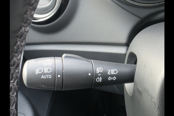 Renault Captur 0.9 TCe Intens NAP / DODEHOEK / CAMERA / NAVI