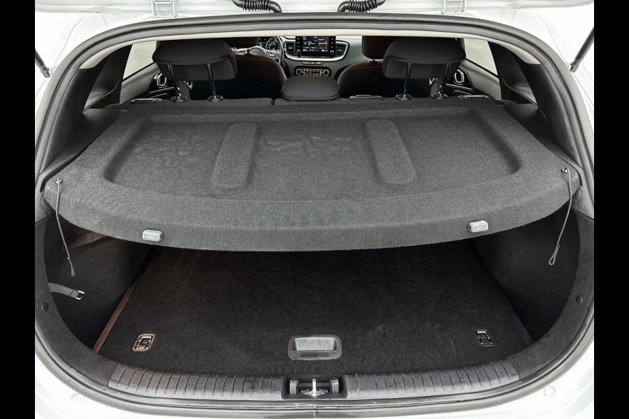 Kia Ceed 1.4 T-GDi DynamicLine CAMERA | CARPLAY | WINTER-PACK
