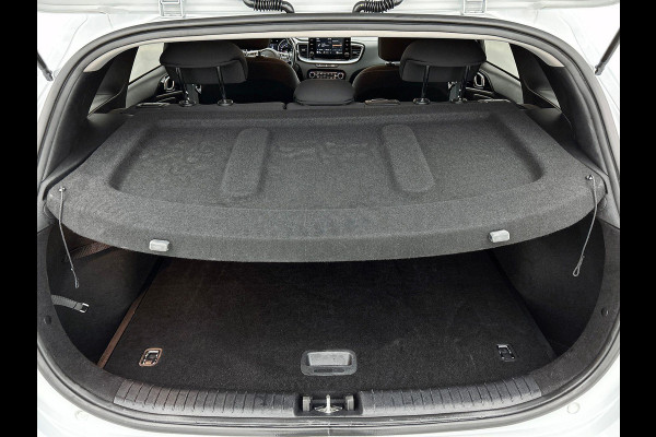 Kia Ceed 1.4 T-GDi DynamicLine CAMERA | CARPLAY | WINTER-PACK