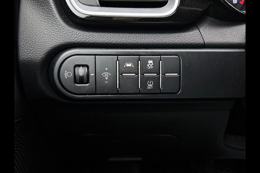 Kia Ceed 1.4 T-GDi DynamicLine CAMERA | CARPLAY | WINTER-PACK