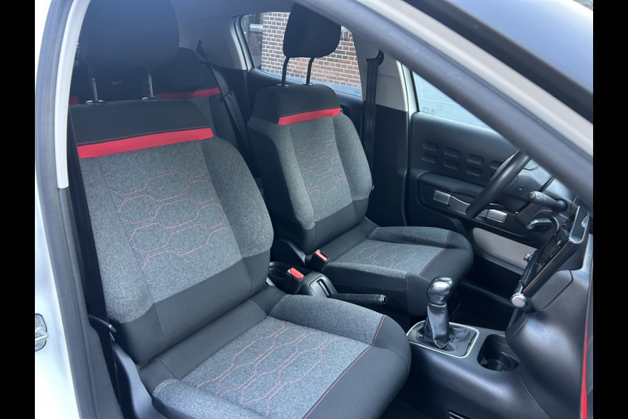 Citroën C3 1.2 Shine Navi, Camera, Carplay, 17" LMV, Trekhaak afn.