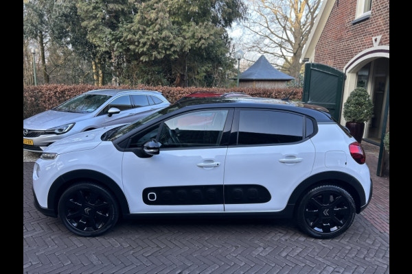 Citroën C3 1.2 Shine Navi, Camera, Carplay, 17" LMV, Trekhaak afn.