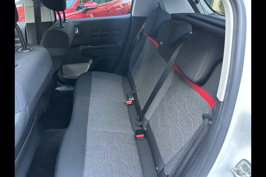 Citroën C3 1.2 Shine Navi, Camera, Carplay, 17" LMV, Trekhaak afn.