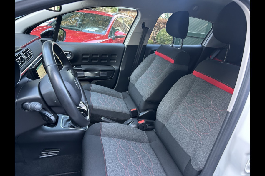 Citroën C3 1.2 Shine Navi, Camera, Carplay, 17" LMV, Trekhaak afn.