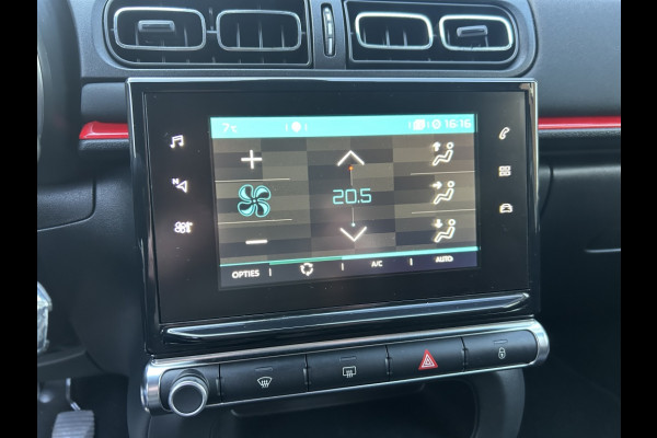 Citroën C3 1.2 Shine Navi, Camera, Carplay, 17" LMV, Trekhaak afn.