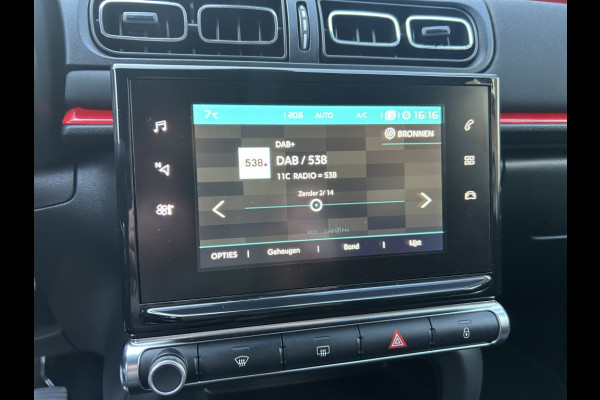 Citroën C3 1.2 Shine Navi, Camera, Carplay, 17" LMV, Trekhaak afn.