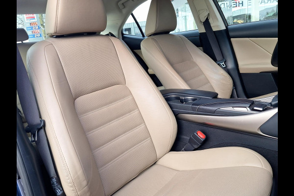 Lexus IS 300h Luxury Line | Leder beige | Camera | DAB+ | LED | occasion