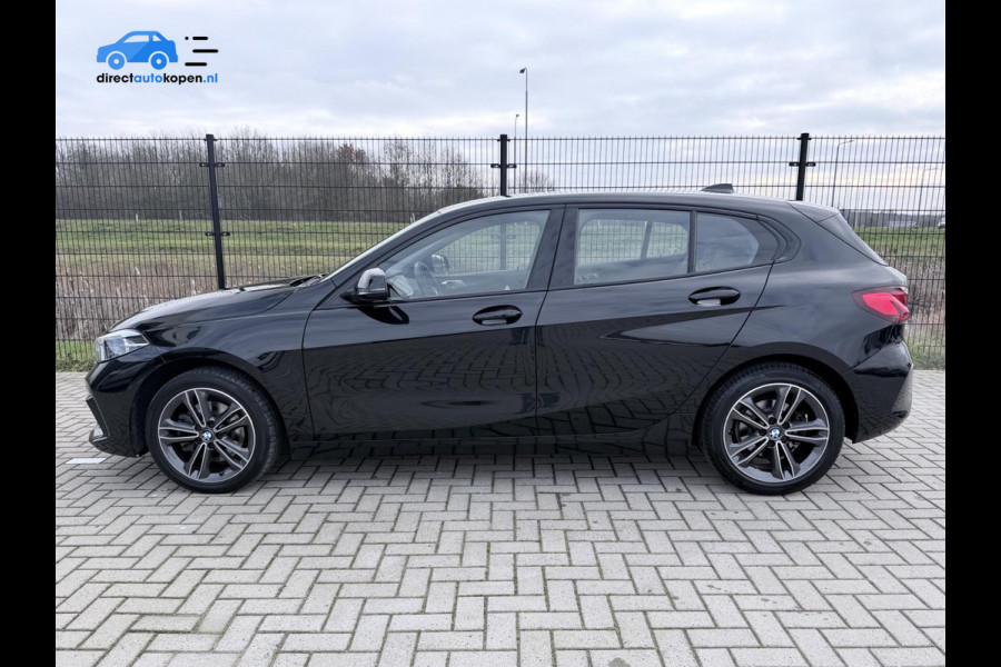 BMW 1-serie 118i Business Edition Plus | Camera | PDC | Stoelverw. | Sport pakket
