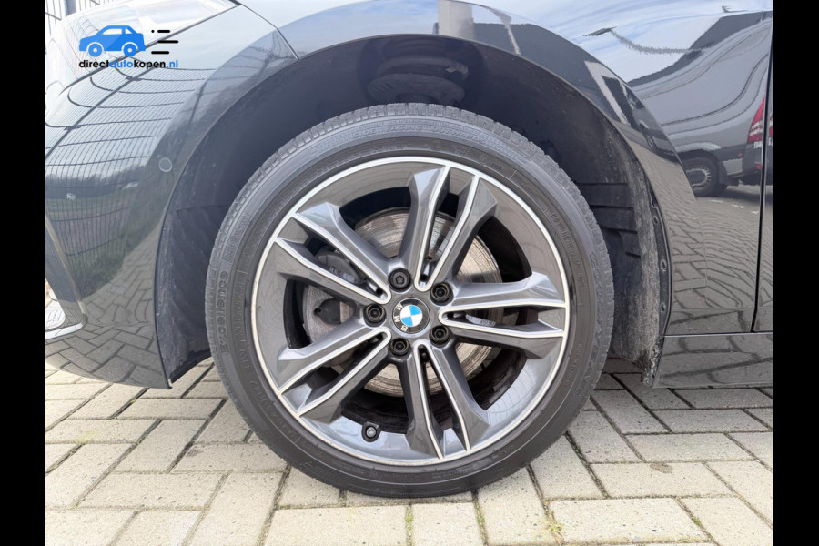 BMW 1-serie 118i Business Edition Plus | Camera | PDC | Stoelverw. | Sport pakket