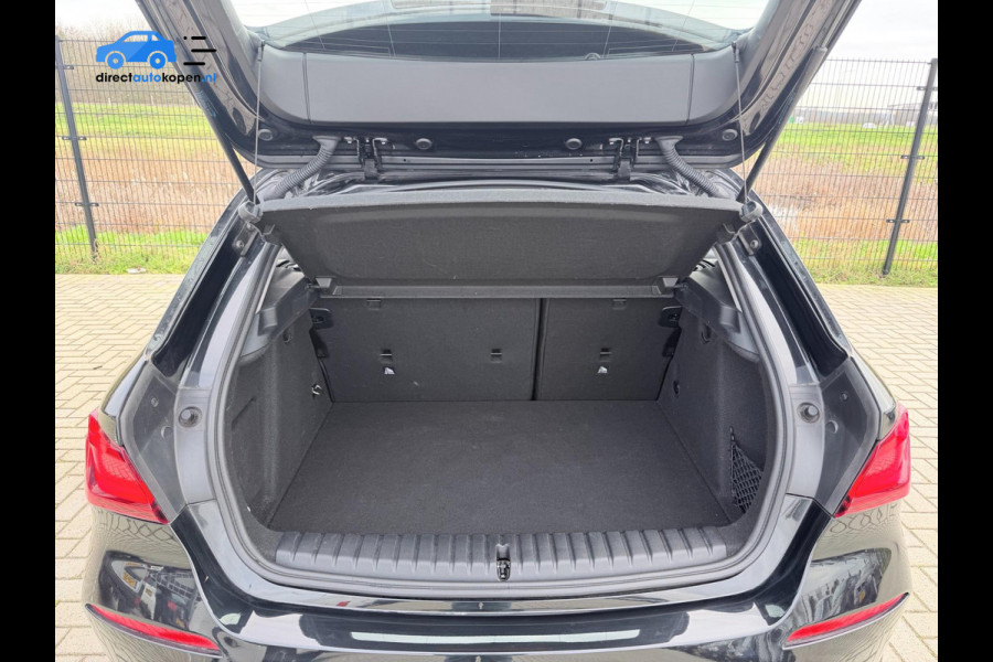 BMW 1-serie 118i Business Edition Plus | Camera | PDC | Stoelverw. | Sport pakket