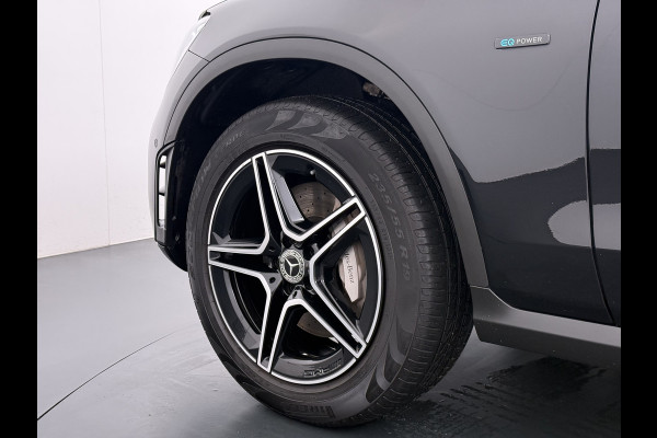 Mercedes-Benz GLC Coupé 300 e 4MATIC AMG line | Schuifdak Burmester Trekhaak