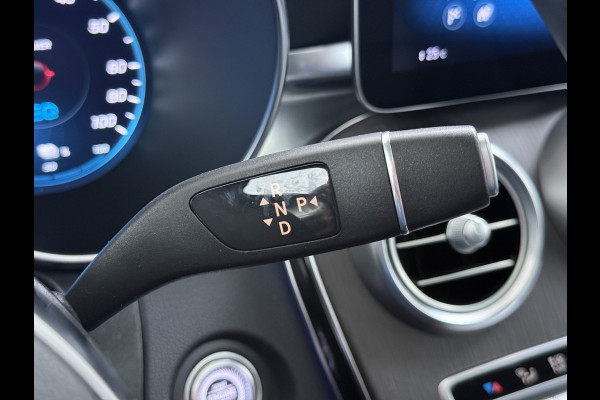 Mercedes-Benz GLC Coupé 300 e 4MATIC AMG line | Schuifdak Burmester Trekhaak